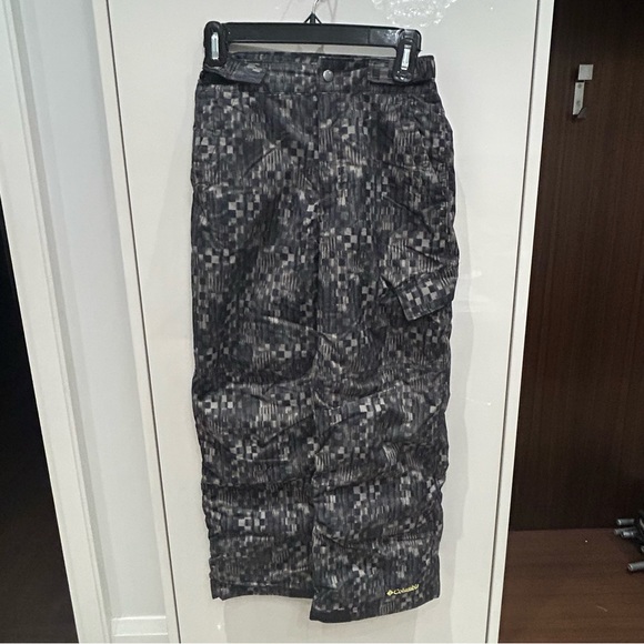 Boys snow pants size medium - Picture 4 of 4